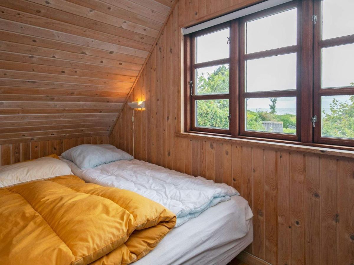 4 Person Holiday Home In Mesinge 外观 照片