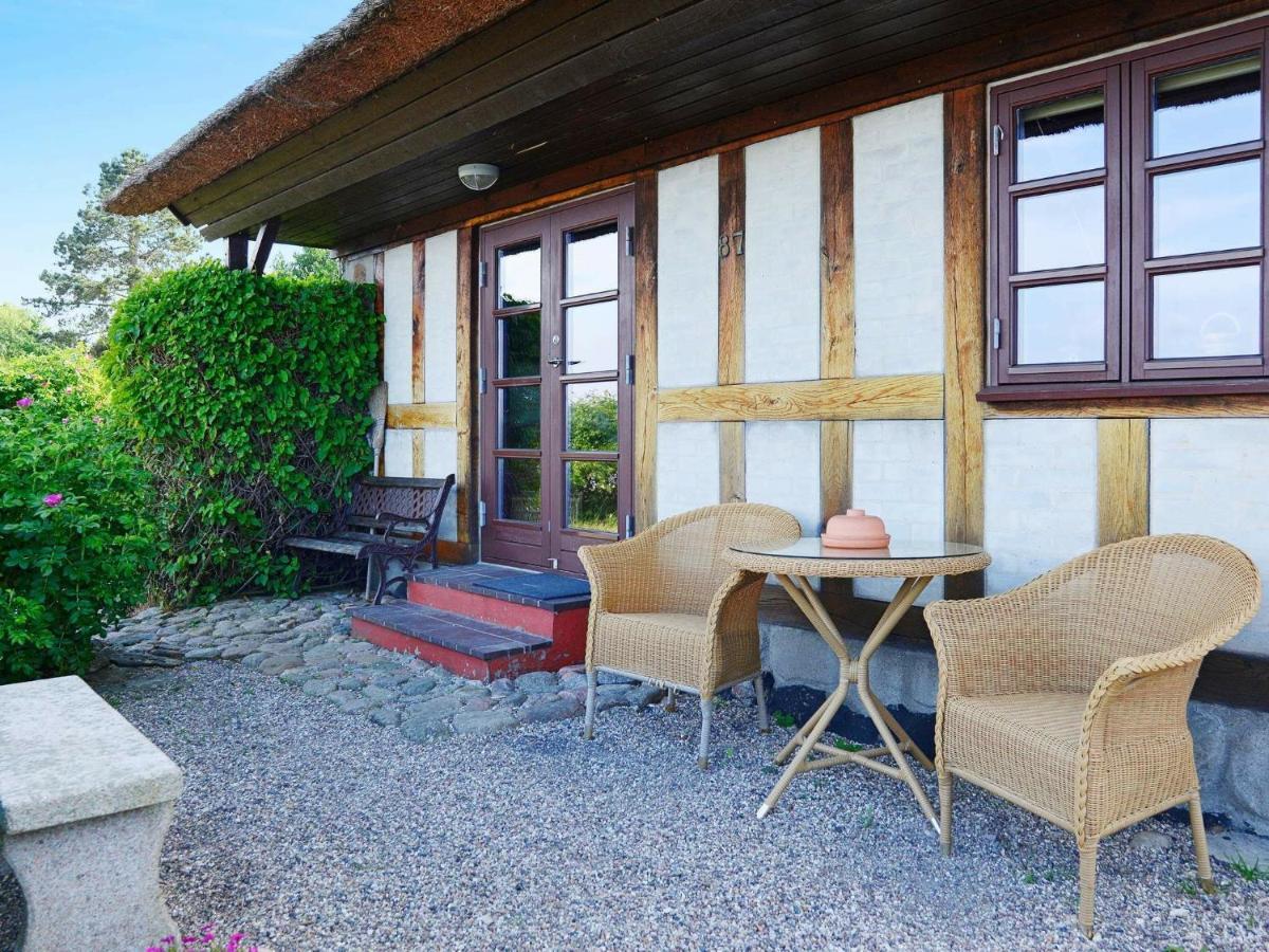 4 Person Holiday Home In Mesinge 外观 照片